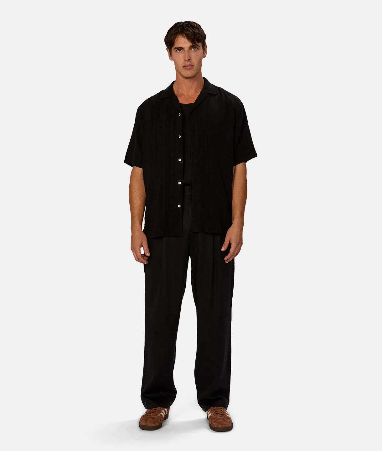 The Catanza Stripe Short Sleeve Linen Shirt - Black - Image 3