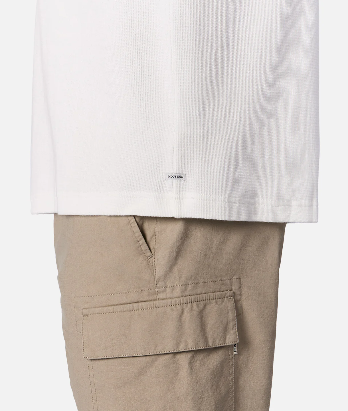 The Marlon T-Shirt - New Cream - Image 8