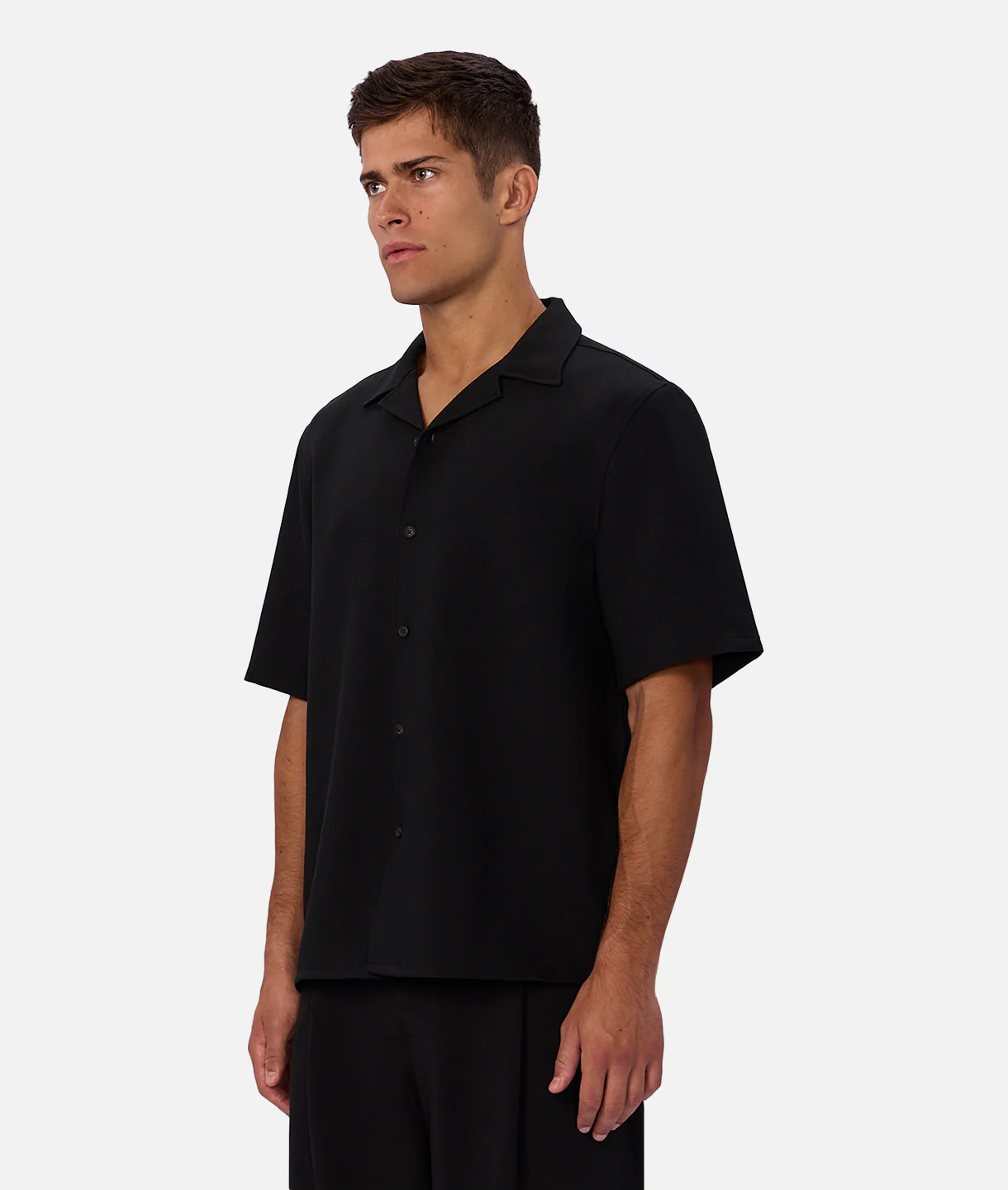 The Lightweight Lusso Short Sleeve Shirt - Black - Image 3
