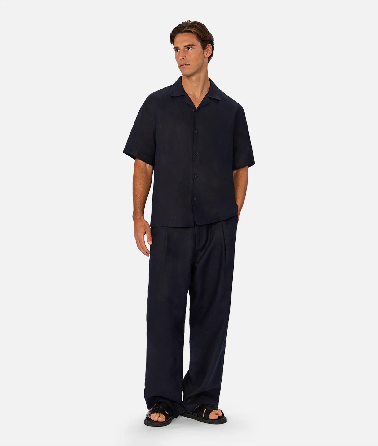 The Lusso Linen Short Sleeve Shirt - Ink - Image 2