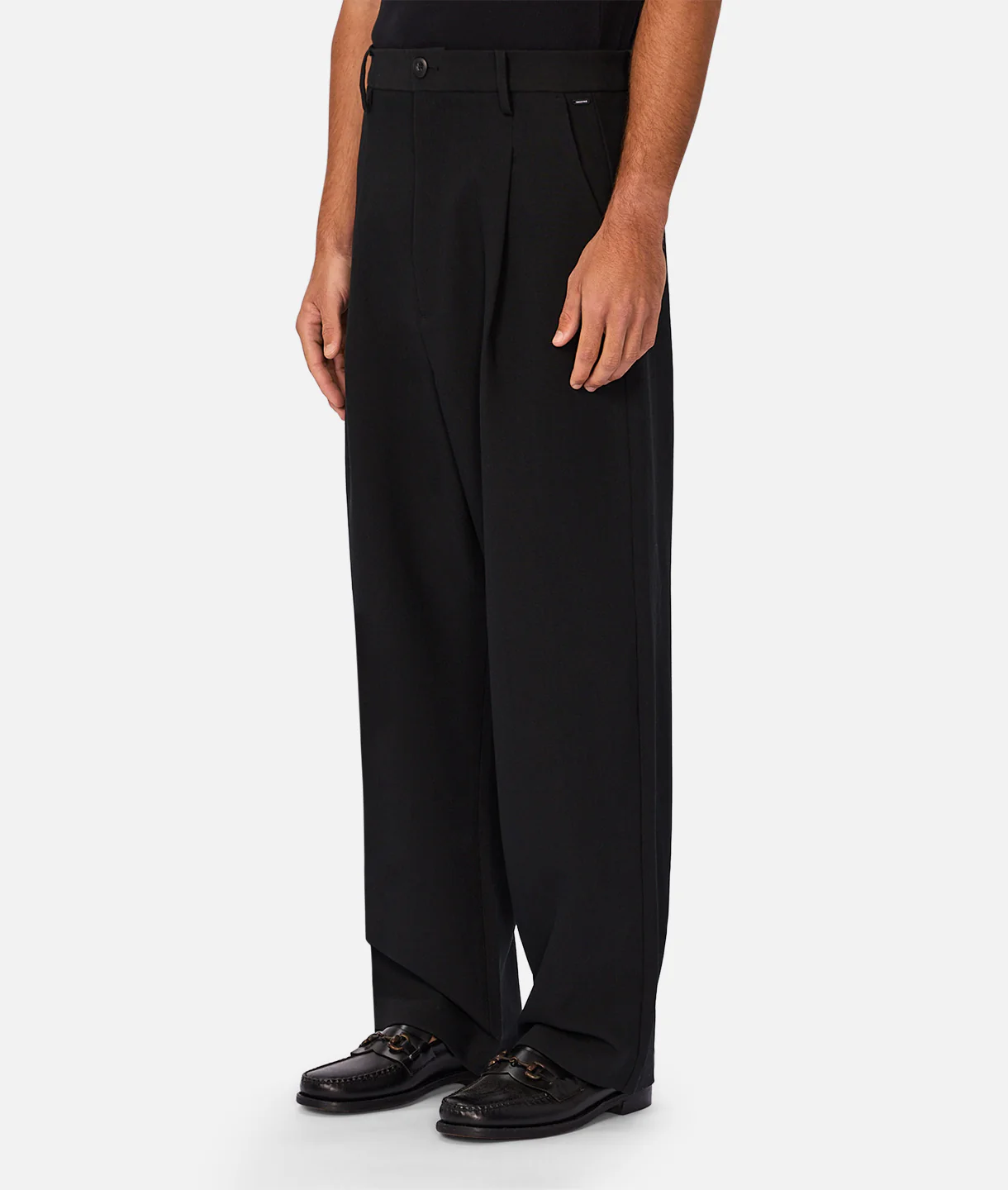 The Lightweight Lusso Pant - Black - Image 3