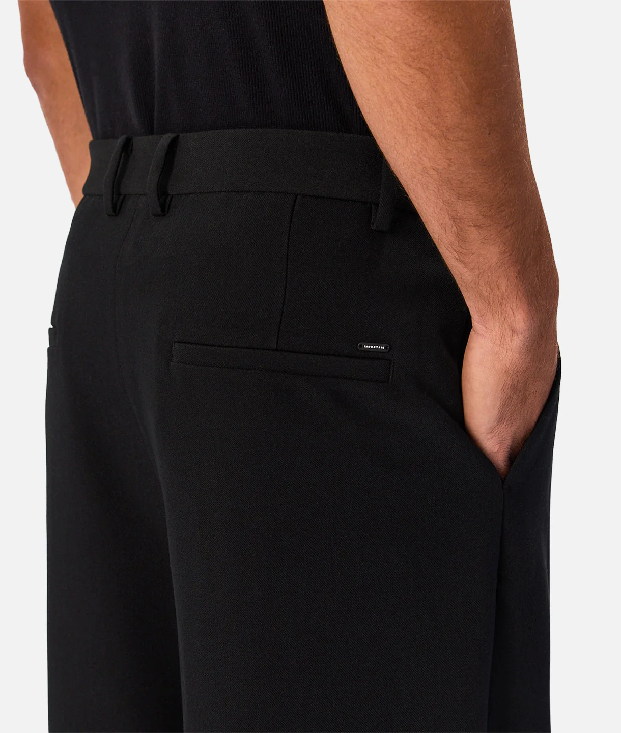 The Lightweight Lusso Pant - Black - Image 9