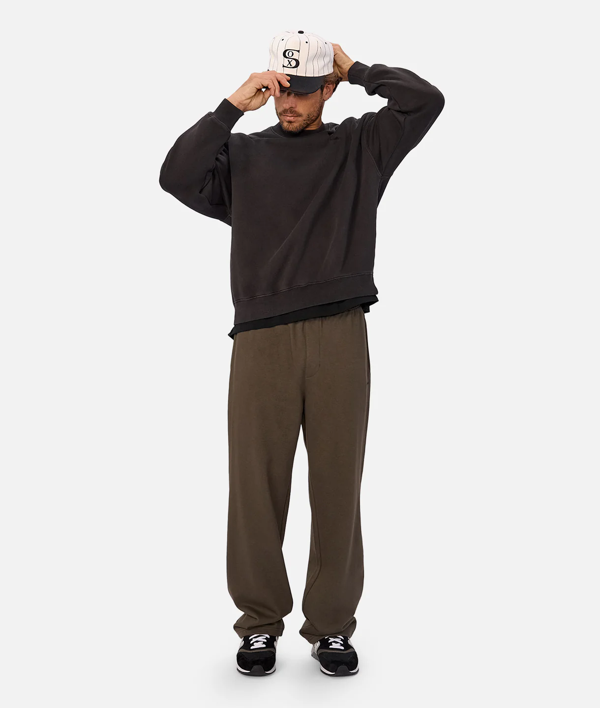 The New Del Sur Washed Sweatshirt - Washed Black - Image 2