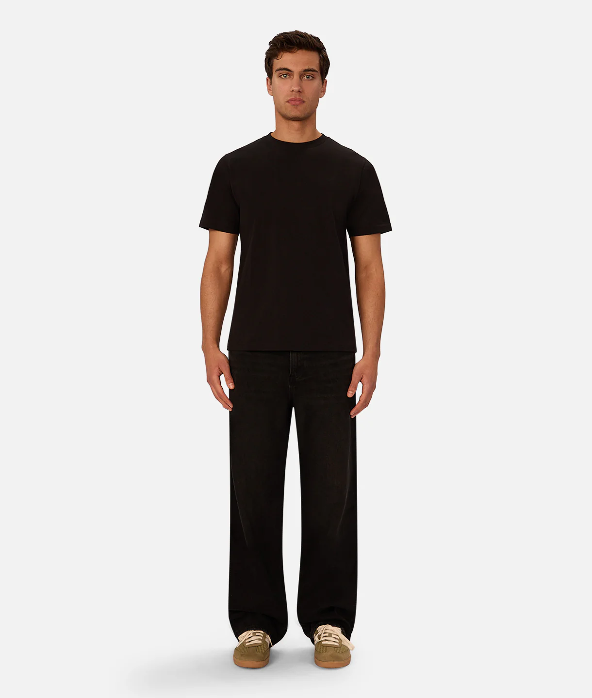 The Classic Crew T-Shirt - Black - Image 5