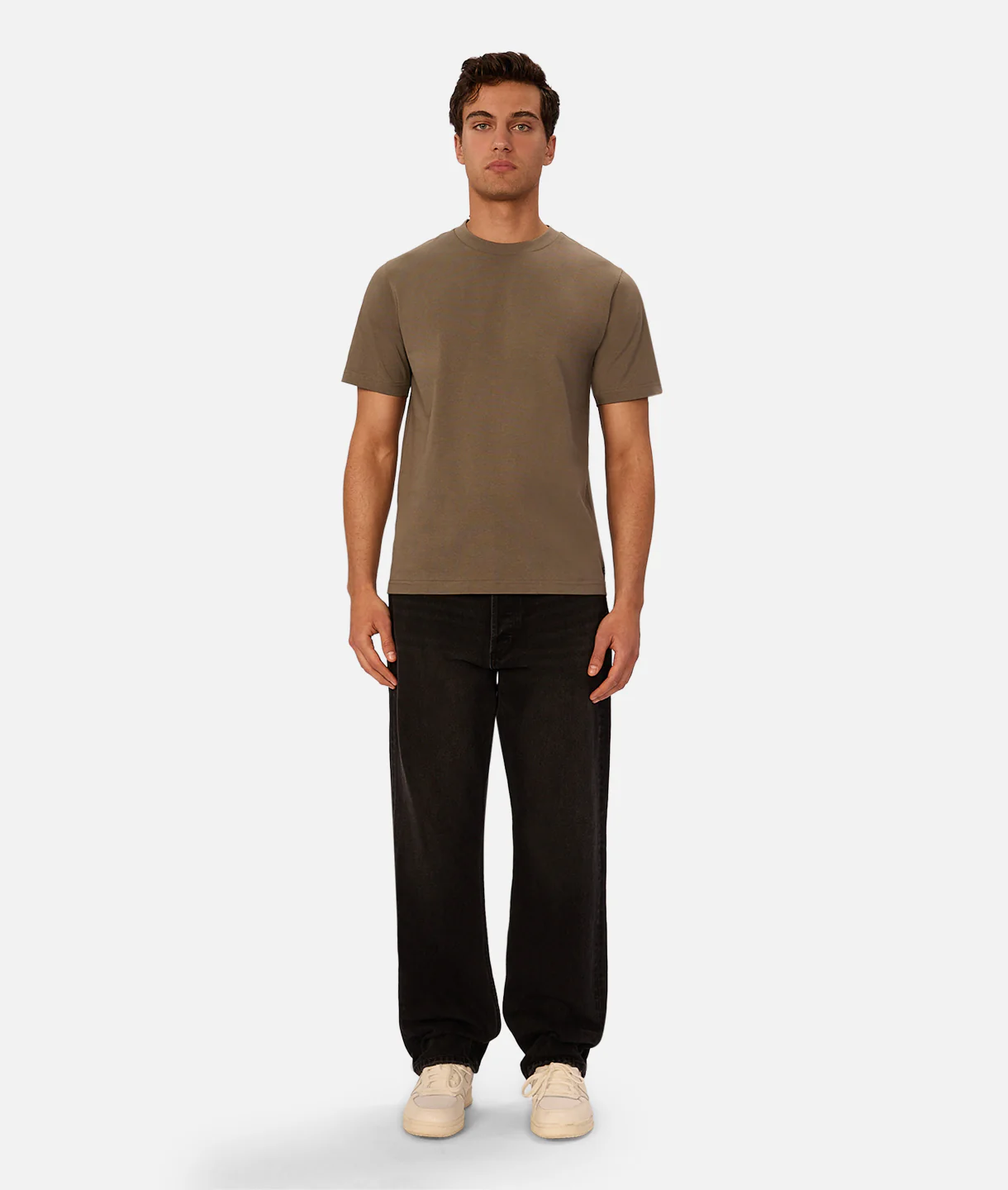 The Classic Crew T-Shirt - Leaf - Image 5
