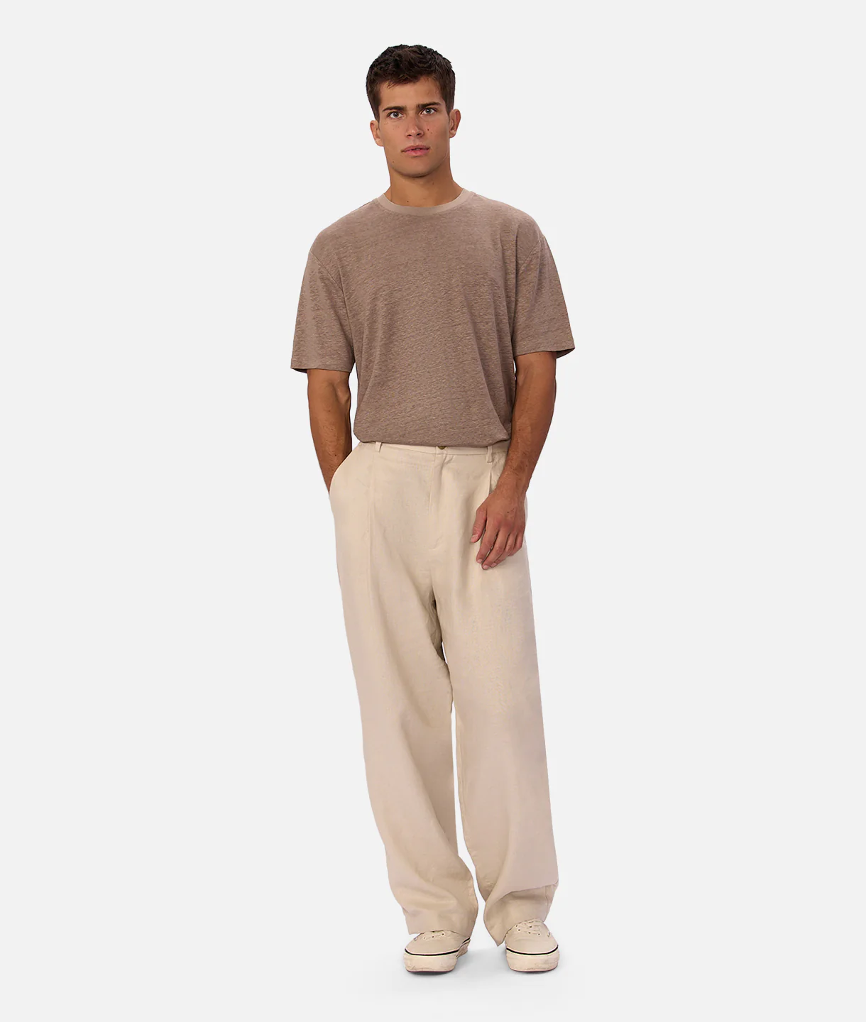 The Linen Lusso T-Shirt - Walnut - Image 10