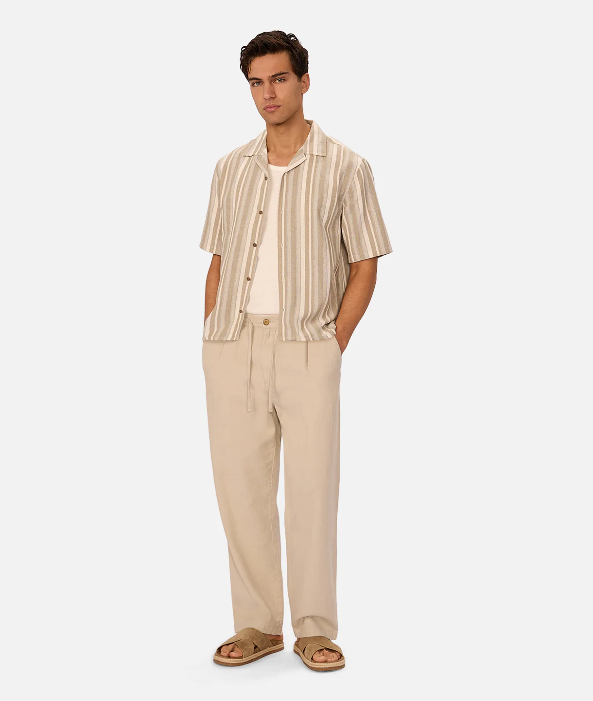 The Textured Livorno Short Sleeve Shirt - Olive Navy - Image 2